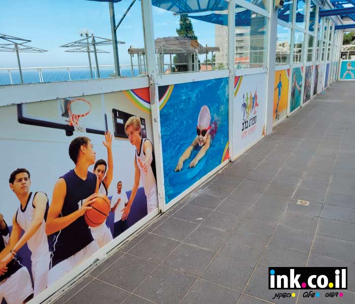 חיפוי של חלונות ישנים בבריכת שחיה - פתרון יעיל לשדרוג וחידוש מהיר של החלל