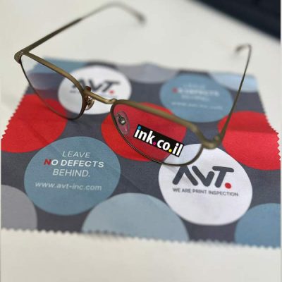 מטליות ניקוי משקפיים כמוצר קידום מכירות לכנס בחו